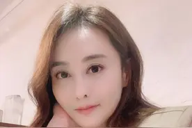“琼瑶女郎”陈德容深夜官宣离婚：公主不缺白马王子图片