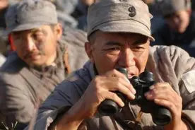 我军干部整体文化素质不高，为何能在抗日战争立下汗马功劳？图片
