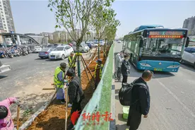 济南最特别的公交线路：单程仅2.2公里，接驳站点，招手即停图片