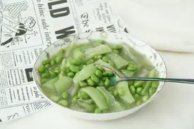 清爽丝瓜炒毛豆，丝瓜软糯，毛豆嫩，最家常的做法，下饭菜图片