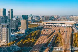 郑太高铁开通4个月 因不能进郑州东站而饱受争议 究竟为何图片