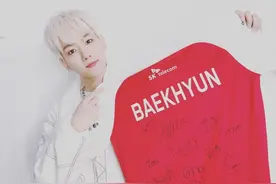 EXO边伯贤晒照，牛奶肌肤白到反光女生都羡慕，入伍前满档行程图片