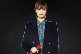 同为超女冠军，李宇春成为导师，尚雯婕参加选秀，她们淡出娱乐圈图片