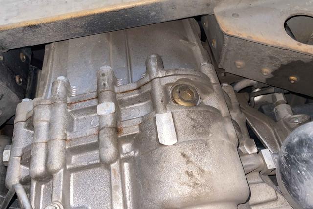 报价100W的兰博基尼盖拉多俩人排队购买？客户：先来后到