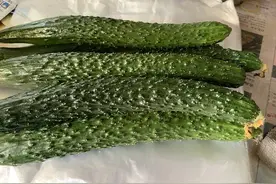 买黄瓜挑直的还是弯的？我也是今天才知道，抓紧告诉家里人图片
