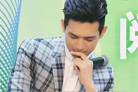 《亲爱的热爱的》番外篇：师娘又被点名了81：皇帝的新衣图片