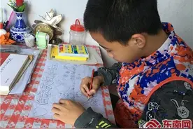 厦门市集美区亲子志愿者绘制手抄报 致敬“最美逆行者”图片