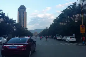 三地成为高风险、两次封城：云南边境小城变成中国抗疫最前线？图片