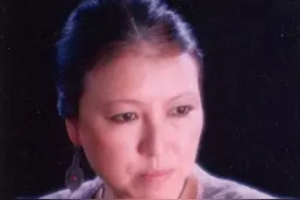 劳月读诗：三毛《如果有来生》图片