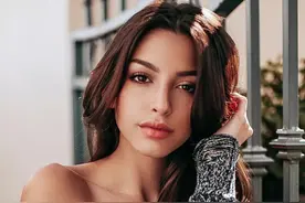 21岁美女模特Celine，天使脸孔魔鬼身材，高颜值吸粉无数图片