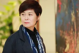 母亲在自己生日这天逝世，敬一丹：64年后，我再次离开了母体图片
