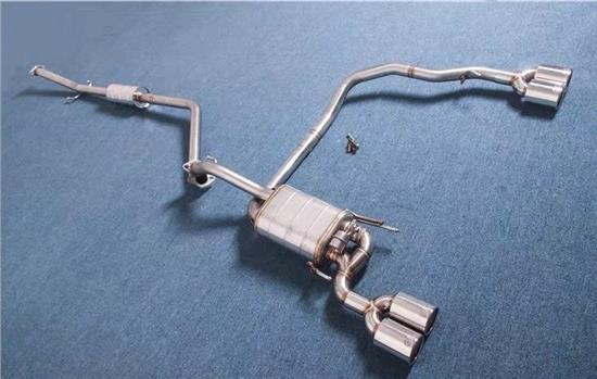 上海钢炮控3万爆改310，看不上飞度和Golf，下个目标奔驰AMG A45