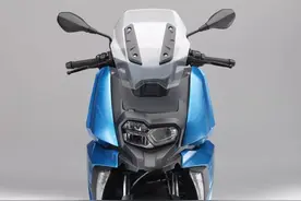 宝马C400X踏板车静态赏析，极速可达139km/h，6.89万元图片