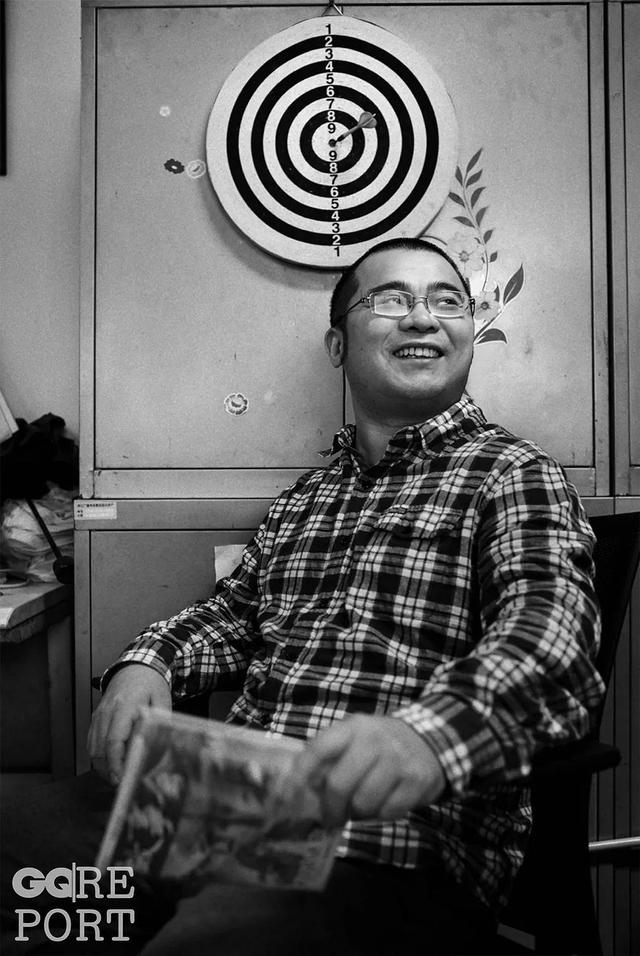 1818黄金眼电话多少小强热线电话多少,1818黄金眼最会灵魂拷问的记者