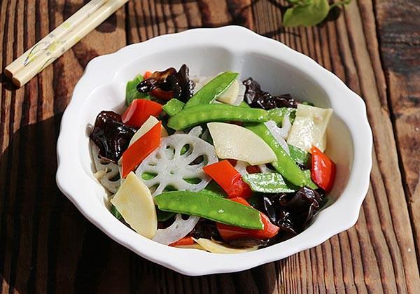 健康株洲：素食主义必备5种营养元素