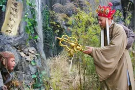 为悟空揭去六字真言贴的人一直藏在五行山，根本不是唐僧？图片
