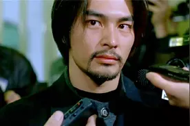 昔日港片中的经典反派，与赵文卓打得不分伯仲，如今却沦落拍网大图片