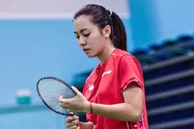 不舍！原中国籍羽毛球名将宣布因伤退役，年仅24岁图片