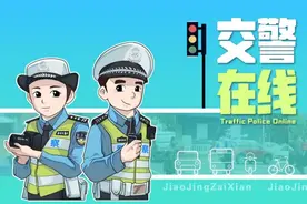 交警在线 | 查处报废摩托车 整治市区“闯禁行”图片