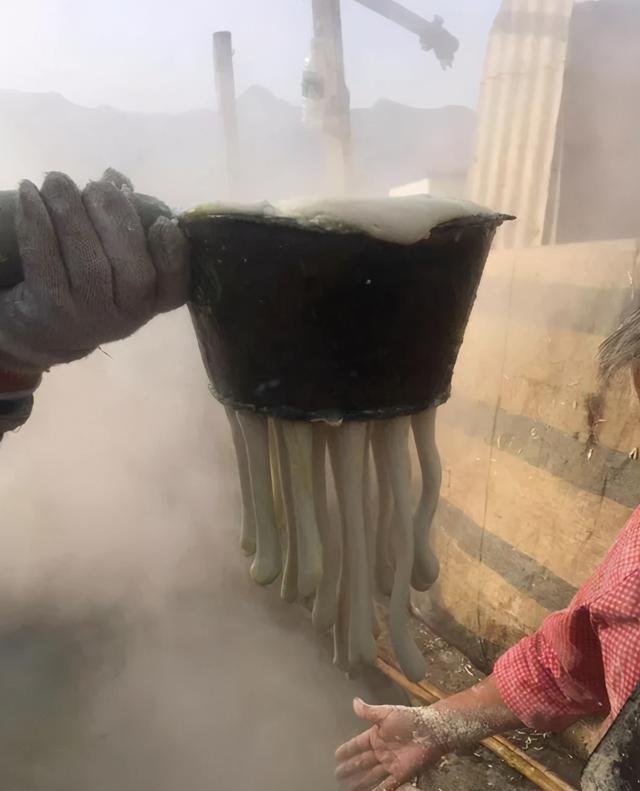 洛阳非遗有美食 请君品尝开心吃