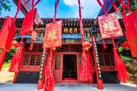 月老灵签：1月鸳鸯笑，连上红线，桃花旺旺，修复爱情，恩爱到老图片