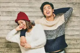 总是怀疑、不信任对方：原来是孤独感在作怪图片