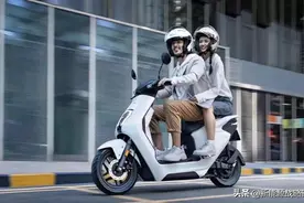 盘点6款万元级的高配电动车，最高续航600多公里，性能堪比摩托车图片