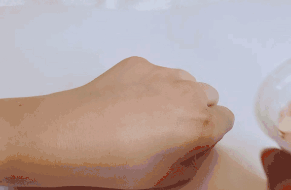 不粘糊的身体乳