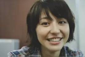 33岁长泽雅美被曝恋上56岁大叔，4年前已约会，还会交换日记图片