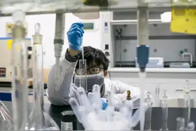 放弃清华直博offer，他毅然留在湖南，如今从6万人中脱颖而出登上人民日报！图片