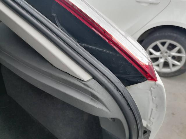 期待已久的经典福克斯两厢版，胖哥已顺利拿下，1.8排量手动挡