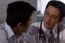 有一个唱歌“五音不全”的朋友是什么体验？图片