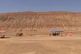 新疆 · 火焰山图片