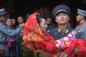 男仆大胆追求格格，却被格格毁容，10年后化身军阀复仇，国产片图片