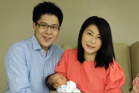 郭晶晶生大女儿挣了10亿，生二女儿只得一块表，却比10亿更开心图片
