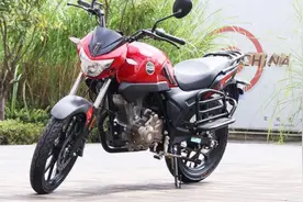 豪江150级运动街车，配置出色，还能装货运货，售7580元图片