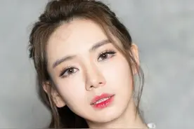 戚薇“另类”教育女儿方式，看呆一旁的陈学冬，你赞同这种做法吗图片