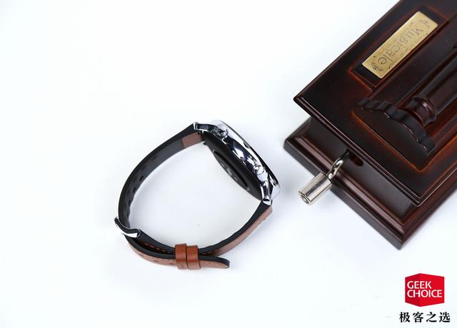 Amazfit GTR ���֣���ʱ����Ʒ磬����������ֱ����˲���ժ��