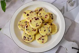 简单几步，教你做网红曲奇饼干，香甜酥脆，学会过年零食不用买了图片