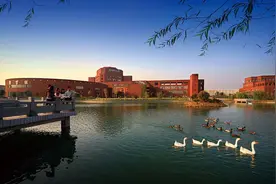 南昌瑶湖昌东七校，个个来历不凡，有你母校吗？图片