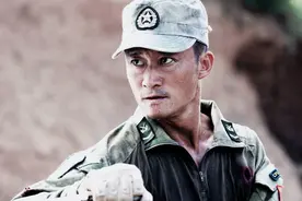 2015年，吴京出50万请于谦演《战狼2》，对方一口回绝：给钱不演图片