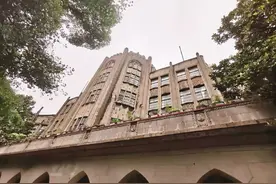 为一个人 逛一座城 | 陈占祥19岁考入雷士德工学院图片