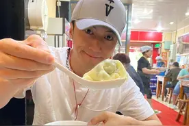 这个星二代的脾气还是这么差，但是我却越来越喜欢图片