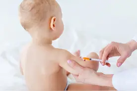 宝宝打完疫苗后洗澡，细菌入侵是真的吗？图片