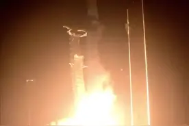 纪录再次被刷新！SpaceX成功发射并回收九手火箭图片