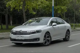 雪铁龙C6：法系高端轿车不到16万 性价比高却无人问津图片