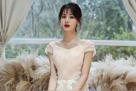 梨形身材显瘦礼服，你穿对了吗？图片