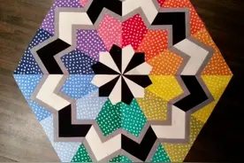 「拼布作品」独特现代的拼布块，适合制作家居小物图片