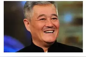 赵本山老师向武汉捐款1000万！舞台下的你依然让人感动！图片
