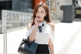 自古多情总被无情恼图片